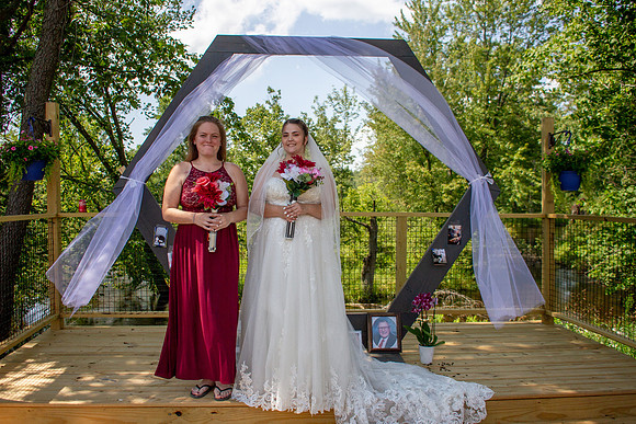 amyhowesphotography-9042